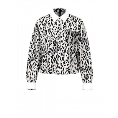 Marccain Sports - BS 5121 W82 - Katoenen blouse met luipaard print 